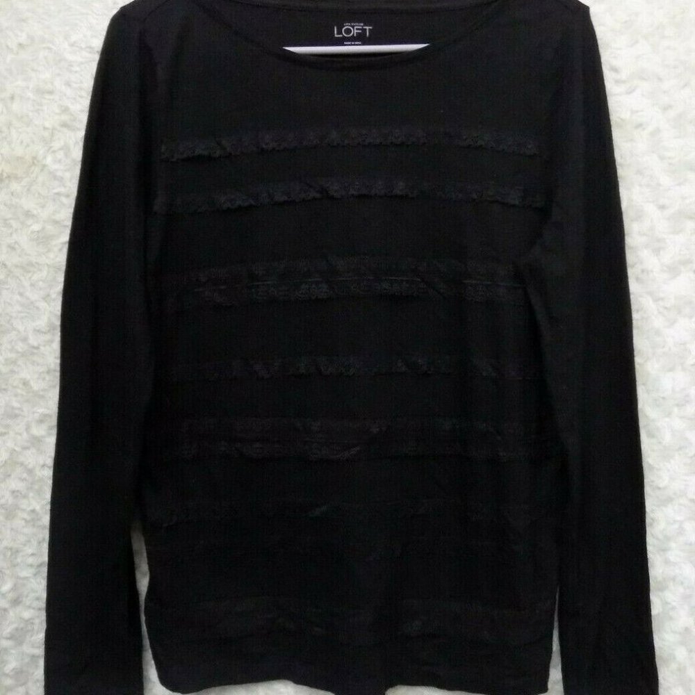 Ann Taylor Loft size Medium Black lace front crew